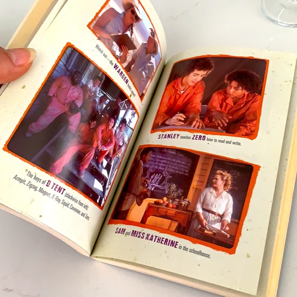 Novel... Holes By:Louis Sachar - Picture 4 of 7